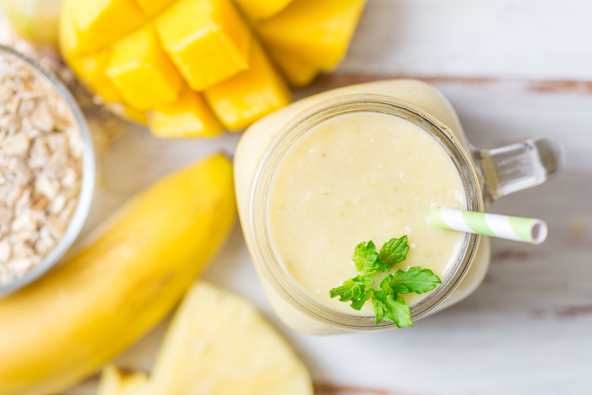 Mango, Banana, Pineapple and Oatmeal Smoothie in a Jar